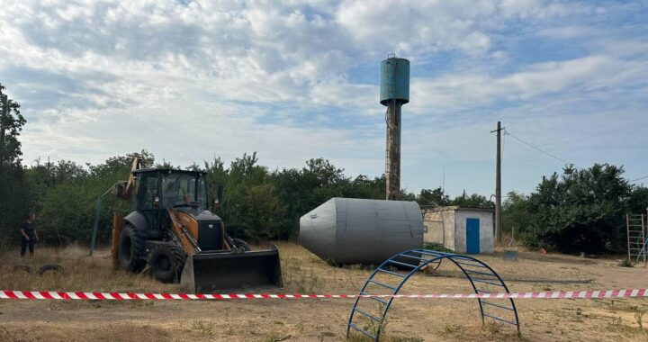 Воскресенська селищна рада повідомляє, що 07.08.2024 розпочинаються роботи з демонтажу старого та монтажу нового куполу башти Рожновського