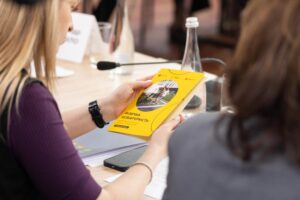 «Як забезпечити доступність будівель і споруд для маломобільних груп населення? 10 простих кроків»